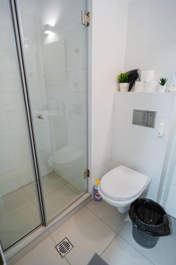 One Bedroom Flat In Bucharest'S Historic District Extérieur photo